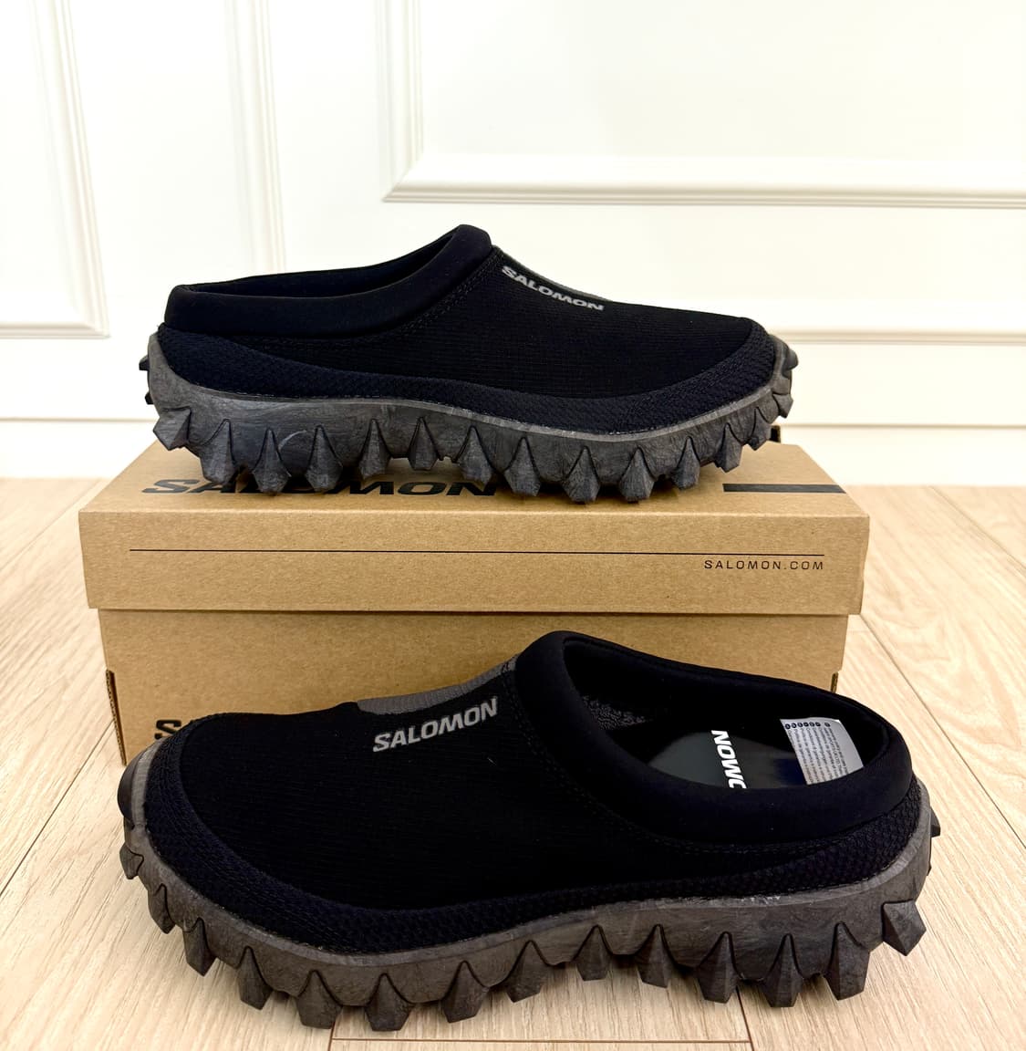 (225,235)(새상품)살로몬 스노우 클로그 블랙 아스팔트 방한화 상품이미지1