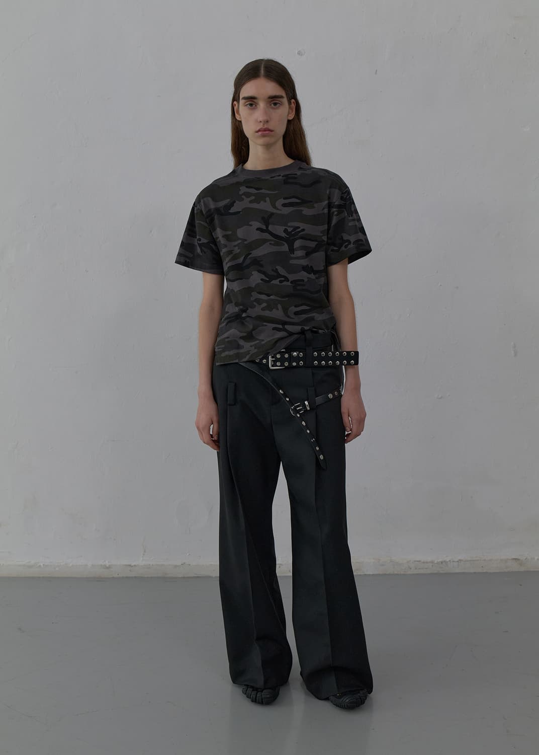 LCDC BACK CUT-OUT T-SHIRT / 새상품 / OS 상품이미지2
