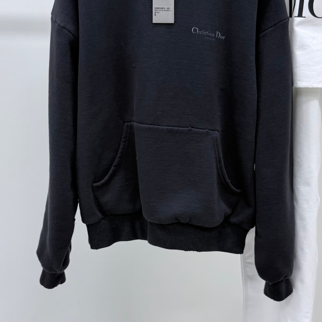 [S+급/오버핏S] 디올 꾸뛰르 백로고 후드티 블랙 상품이미지3
