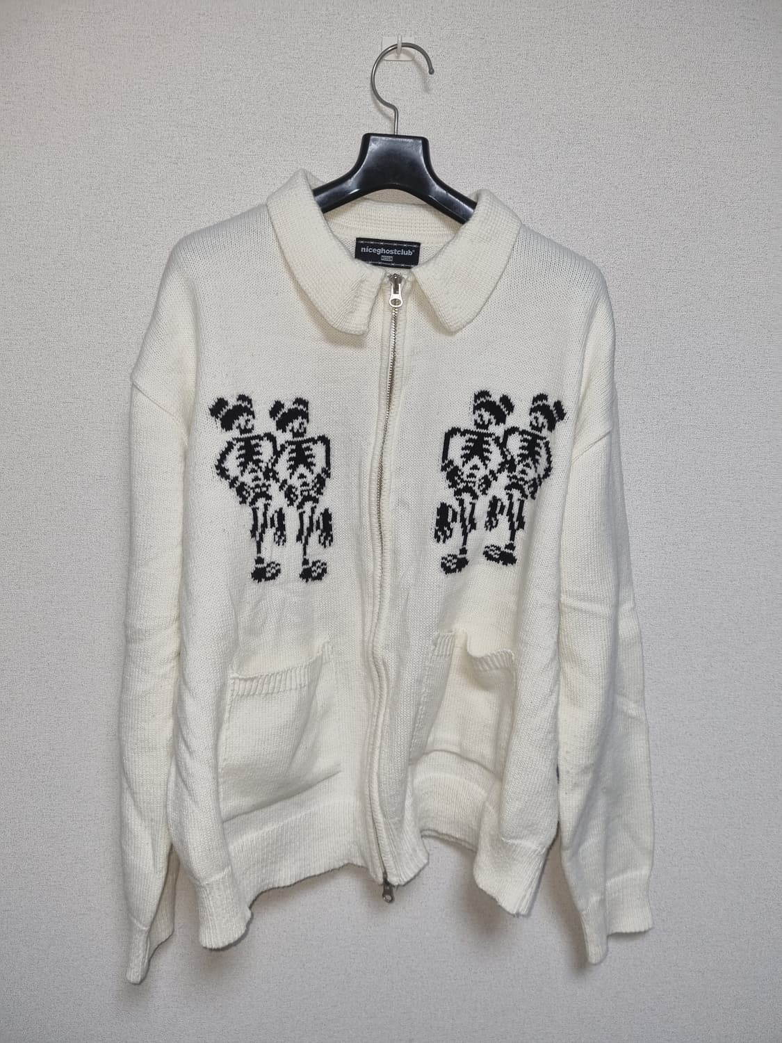 DANCING SKELETONS ZIP POLO KNIT_WHITE 상품이미지3