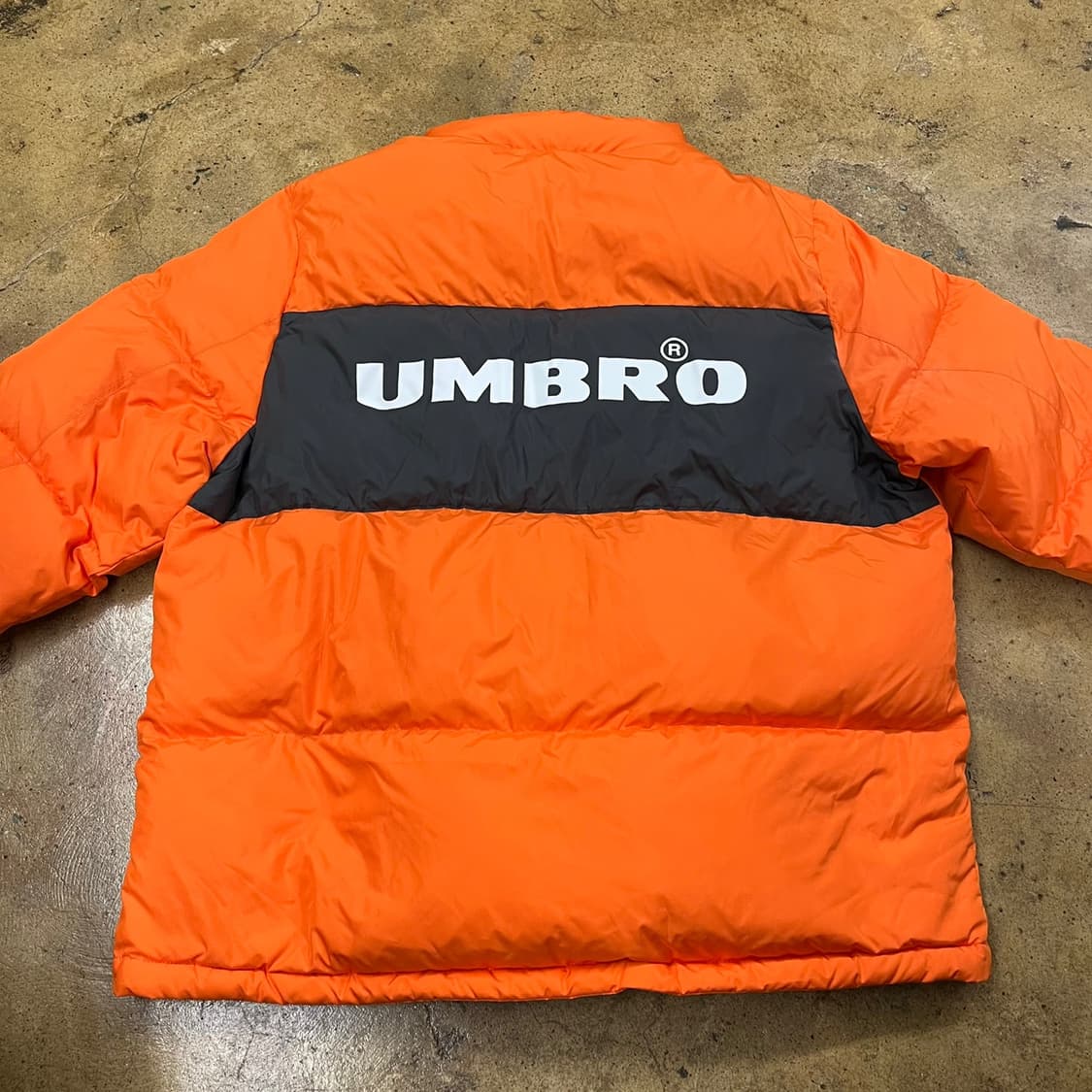 [정품/105] 엄브로 숏 다운 패딩 점퍼 오렌지 b16 상품이미지4