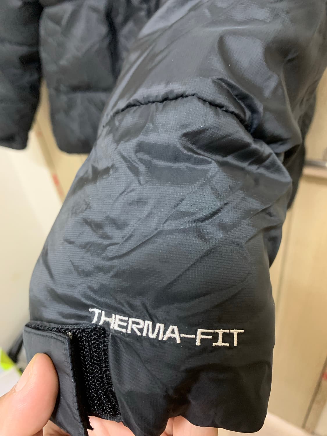 나이키 블랙 패딩 상품이미지3