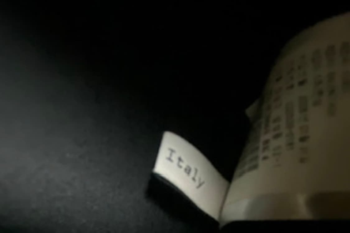 [직거래] 발렌시아가 파리스 숏 자켓 40(단추수선감안) 상품이미지4