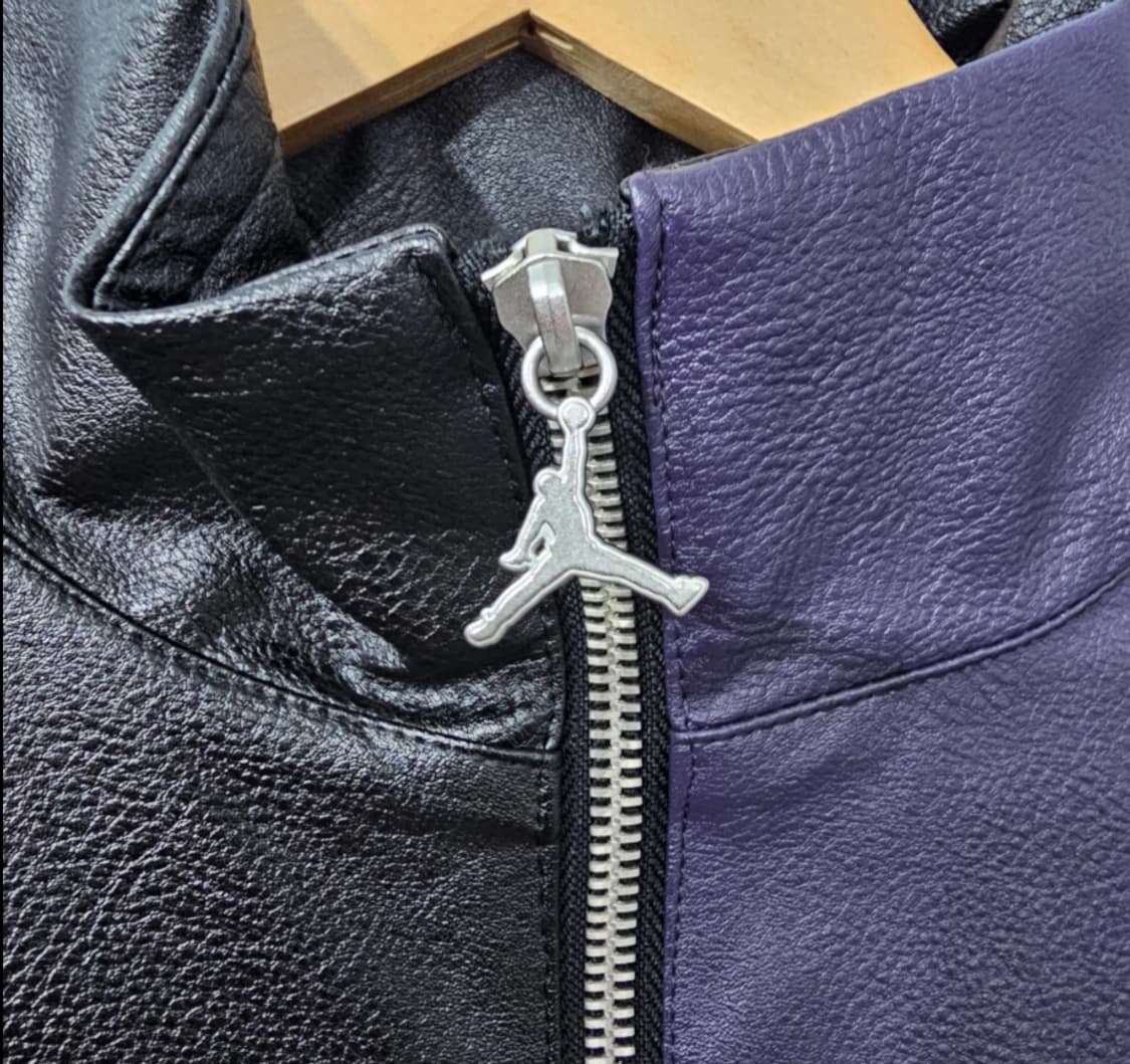 나이키 조던 뉴클래식캡슐2.0 가죽 자켓 ~66 상품이미지5