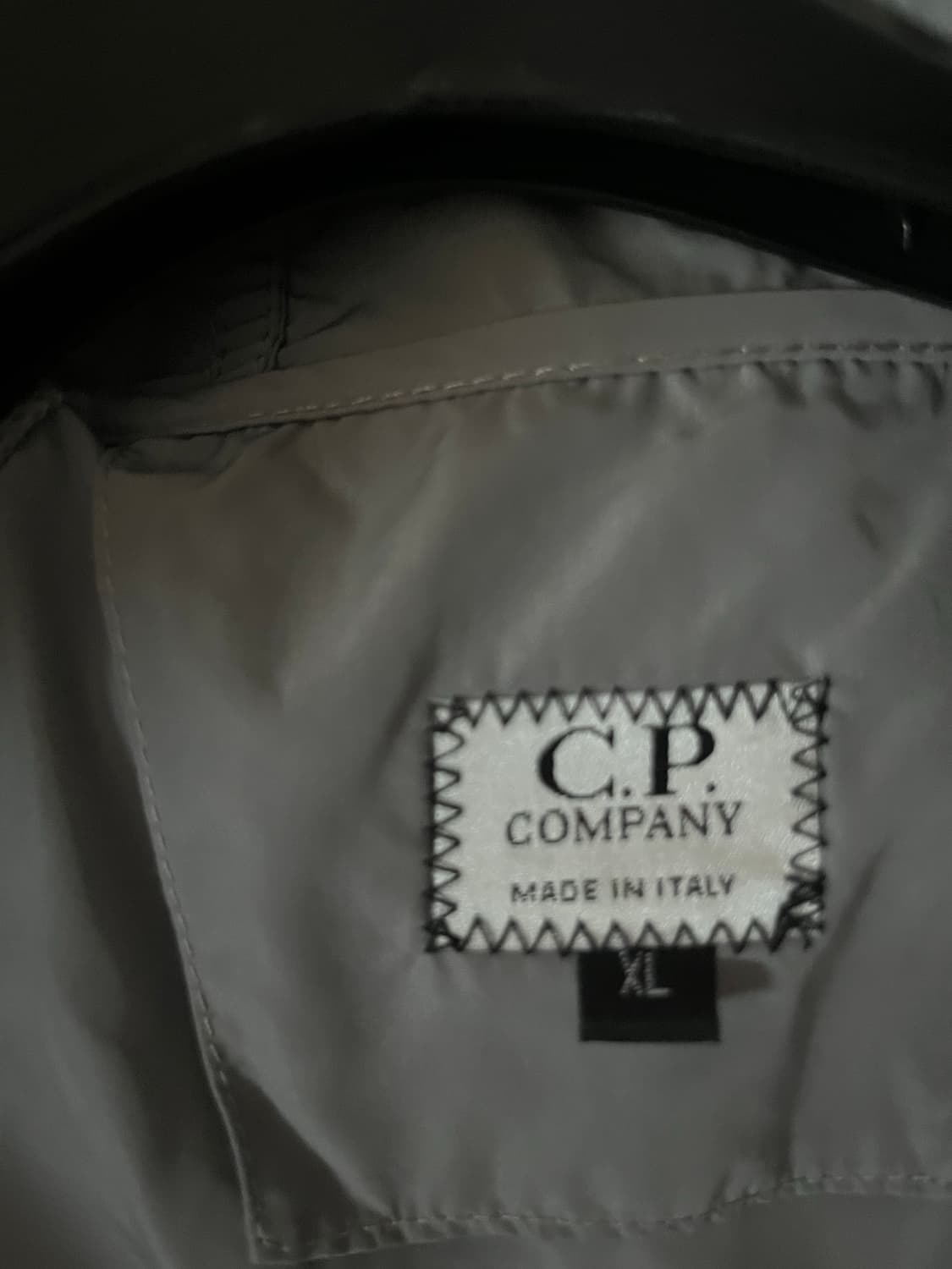 CP 컴퍼니 바람막이 판매 (급처) 상품이미지3