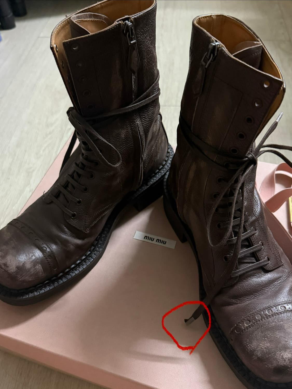 미우미우 24FW 레더 부츠 코코아브라운 39사이즈 상품이미지3