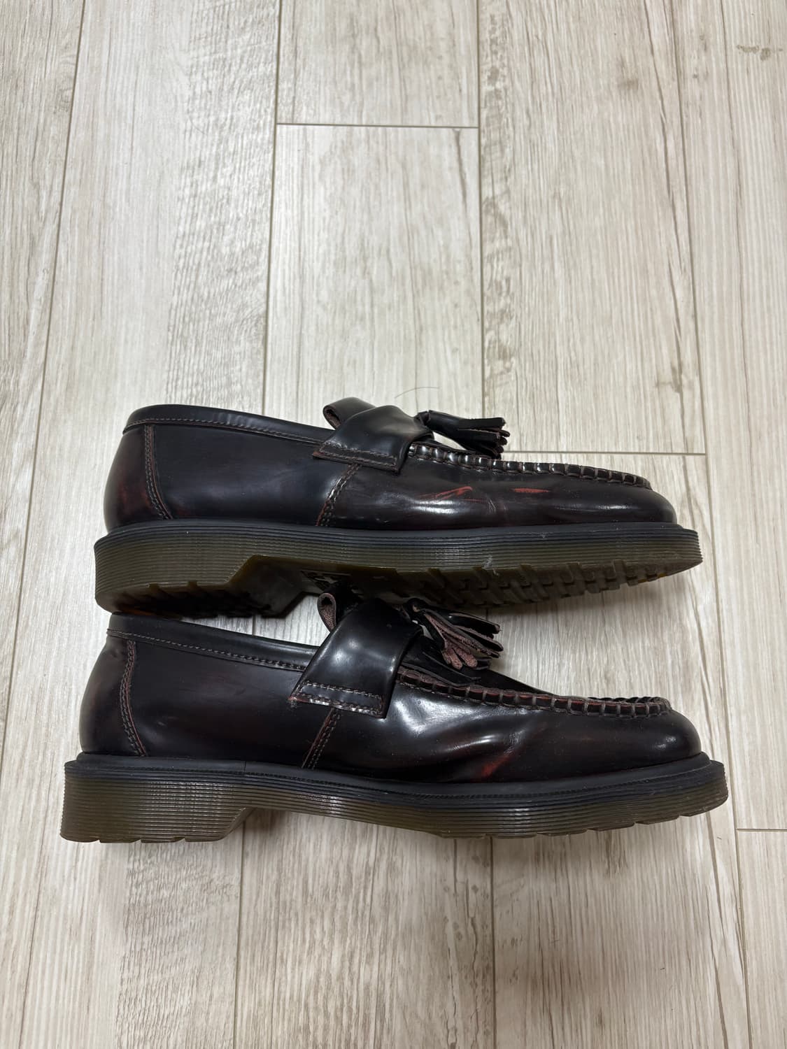 닥터마틴 아드리안 체리우드 270 상품이미지3