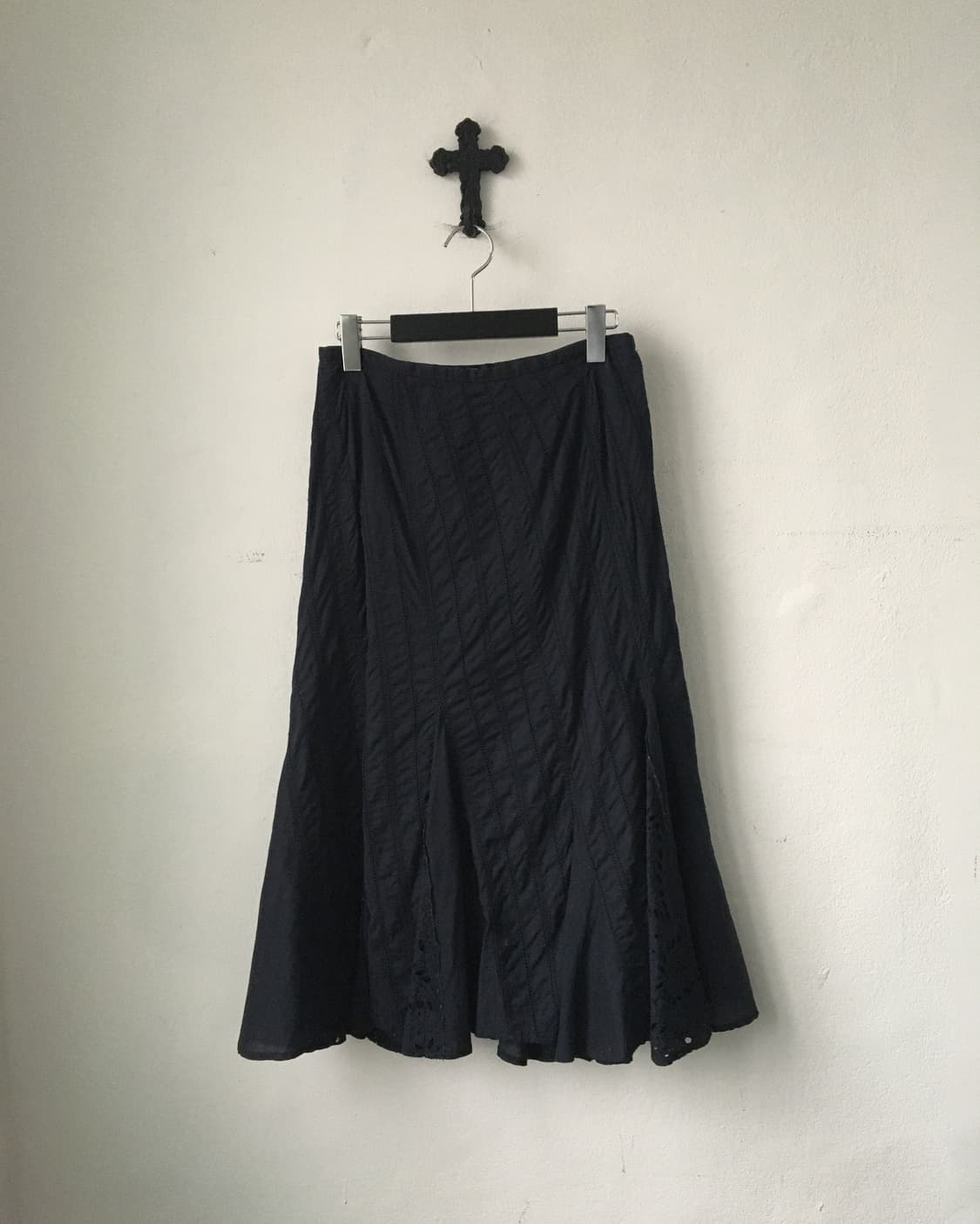 Line detail skirt 상품이미지1