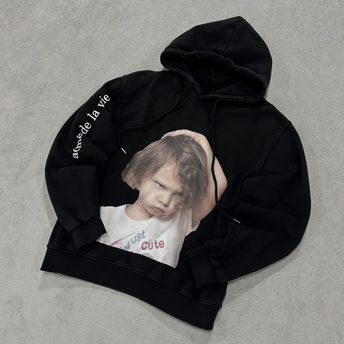 아크메드라비 블랙 후드티 인물 프린팅 m 상품이미지1