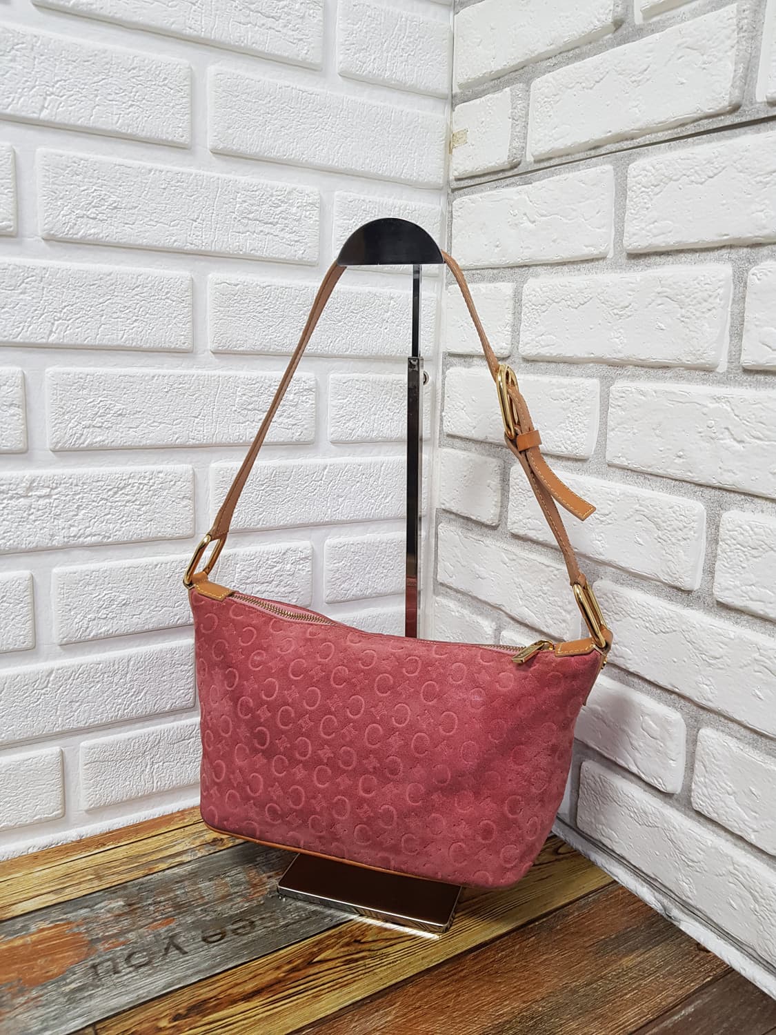 [정품] 셀린느 핑크 스웨이드 숄더백 상품이미지1