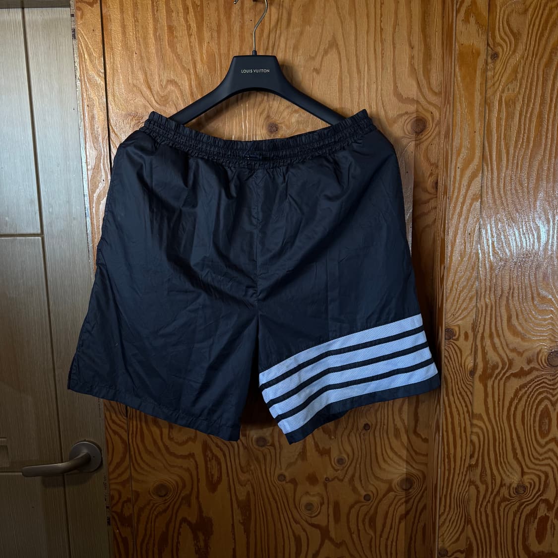 톰브라운 4선 반바지 판매 합니다. 상품이미지2