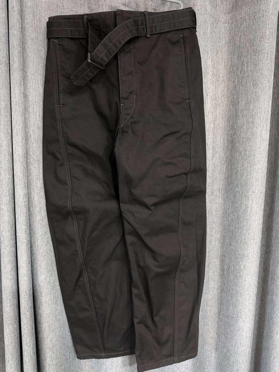 르메르 25fw 트위스트 벨트 팬츠 m사이즈 상품이미지1