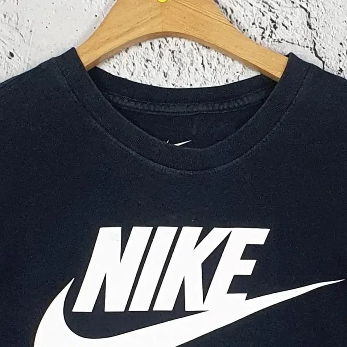 나이키 NIKE 반팔 티 빈티지 블랙 S 1000443 상품이미지4