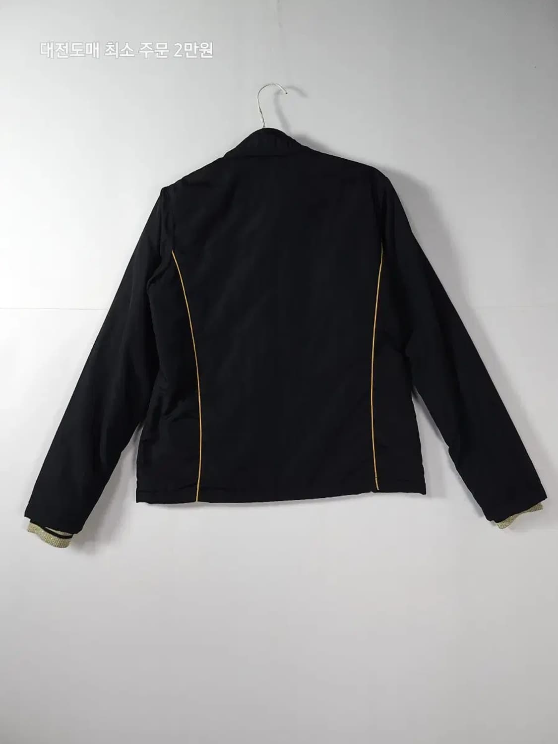 엘레쎄 블랙 바람막이 점퍼 상품이미지3