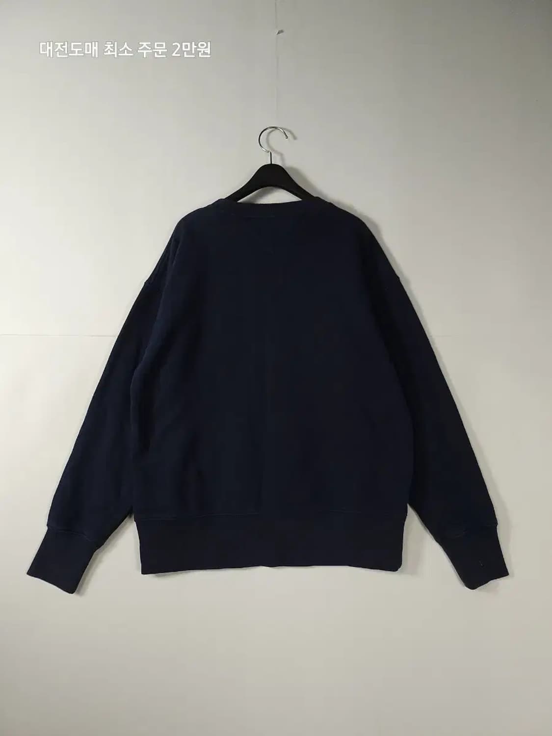 타미힐피거 네이비 빅로고 맨투맨 상품이미지3