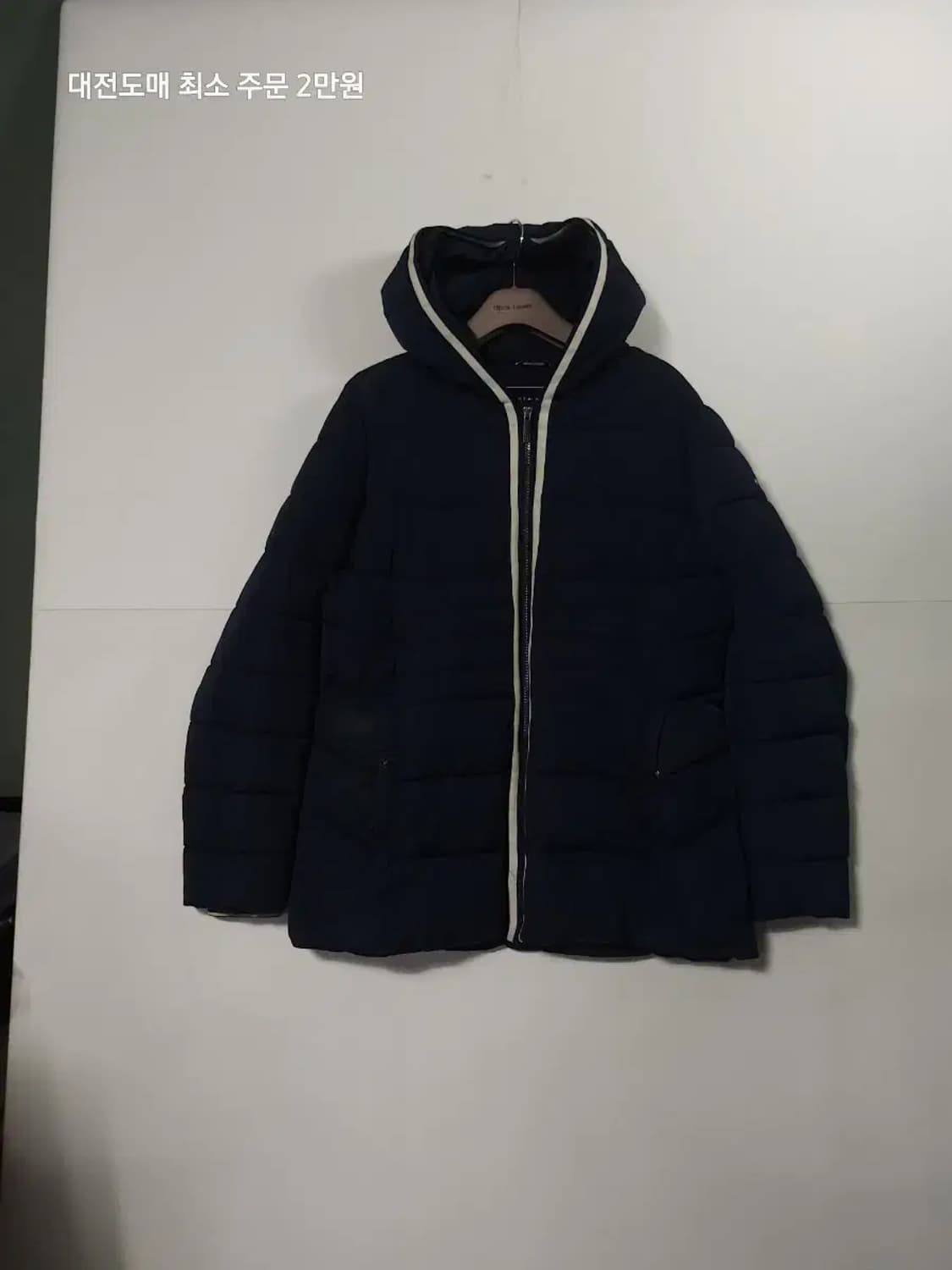 타미 힐피거 네이비 후드 패딩 상품이미지1