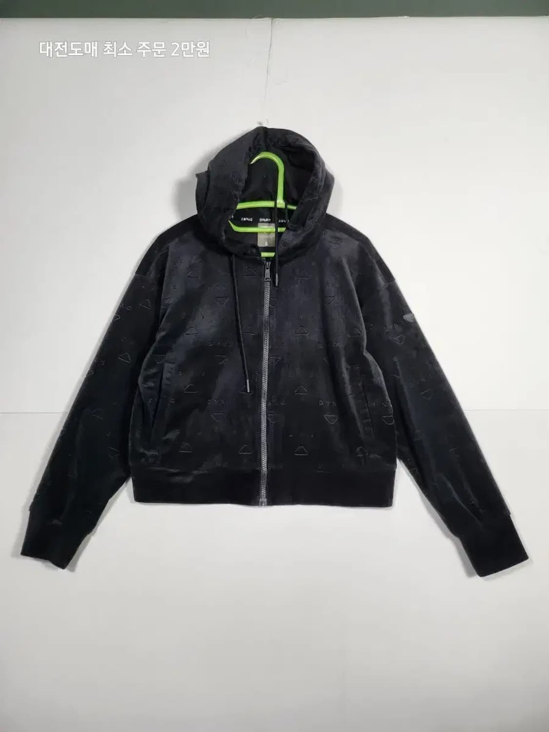 DYNAFIT 다이나핏 블랙 벨벳 후드집업 상품이미지1