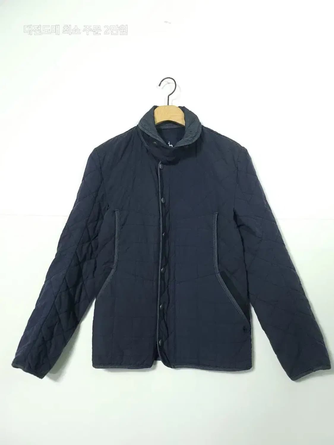 헤지스 네이비 퀼팅 자켓 간절기용 상품이미지1