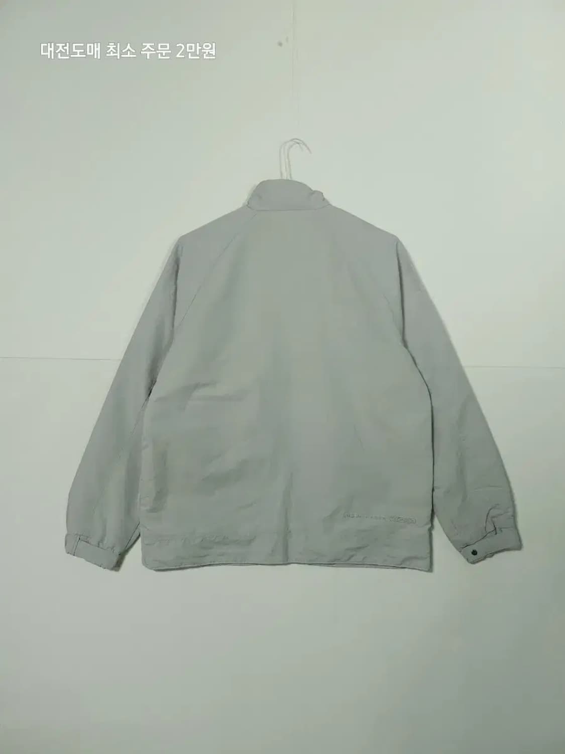 르까프 스윙탑 바람막이 회색 상품이미지2