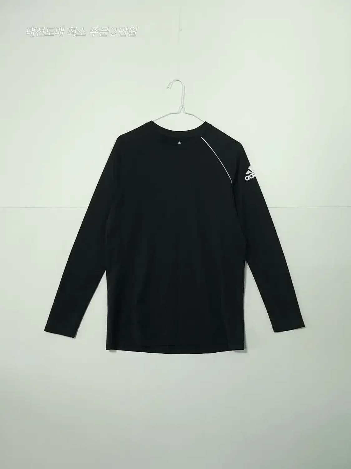 아디다스 블랙 긴팔 티셔츠 상품이미지1