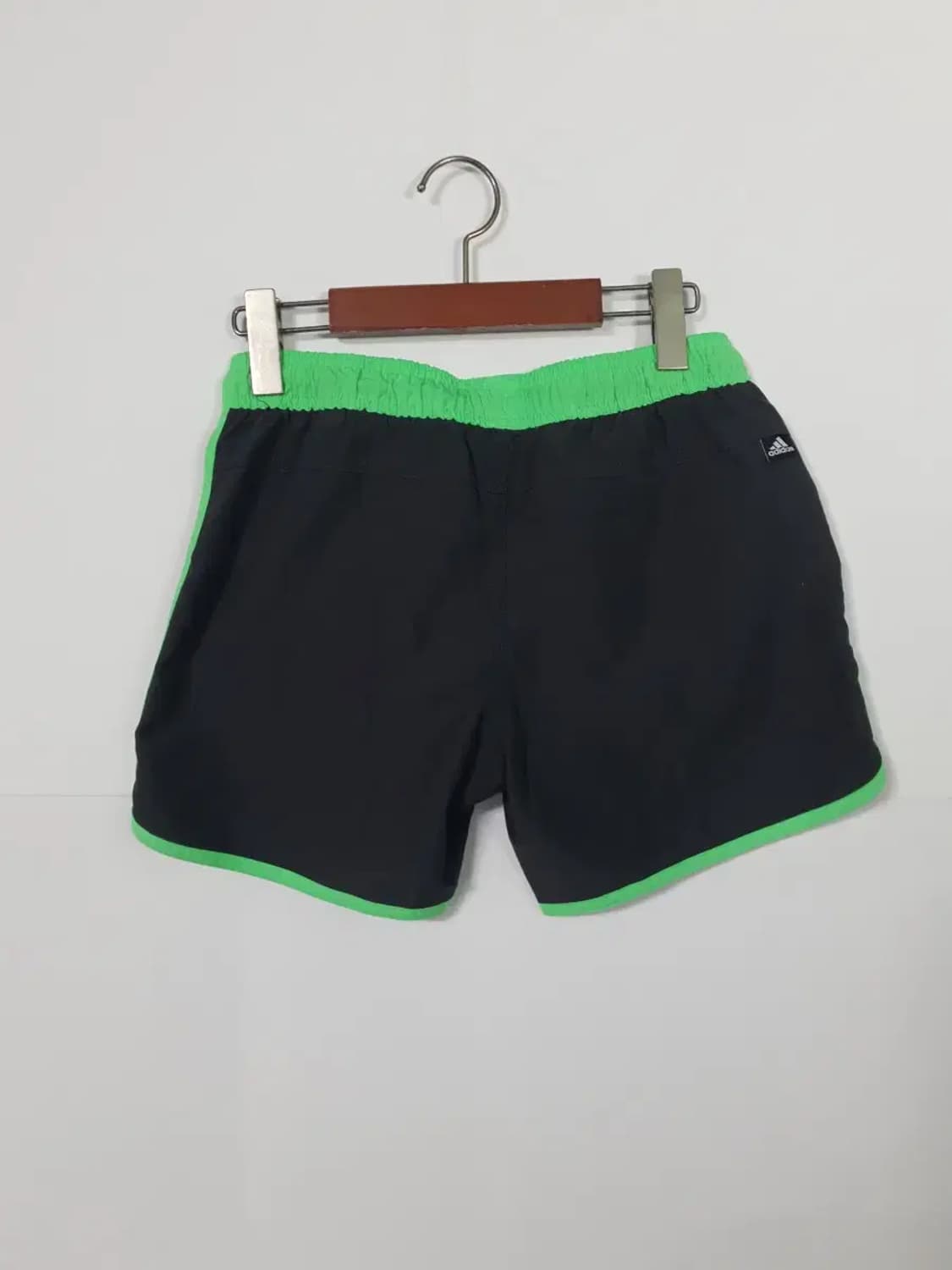 아디다스 블랙/형광 반바지 상품이미지2