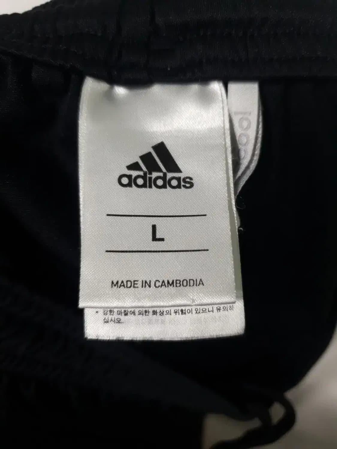 아디다스 삼선 반바지 검정색 상품이미지3