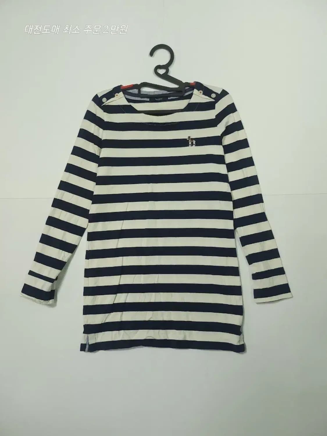 헤지스 스트라이프 긴팔 원피스 상품이미지1