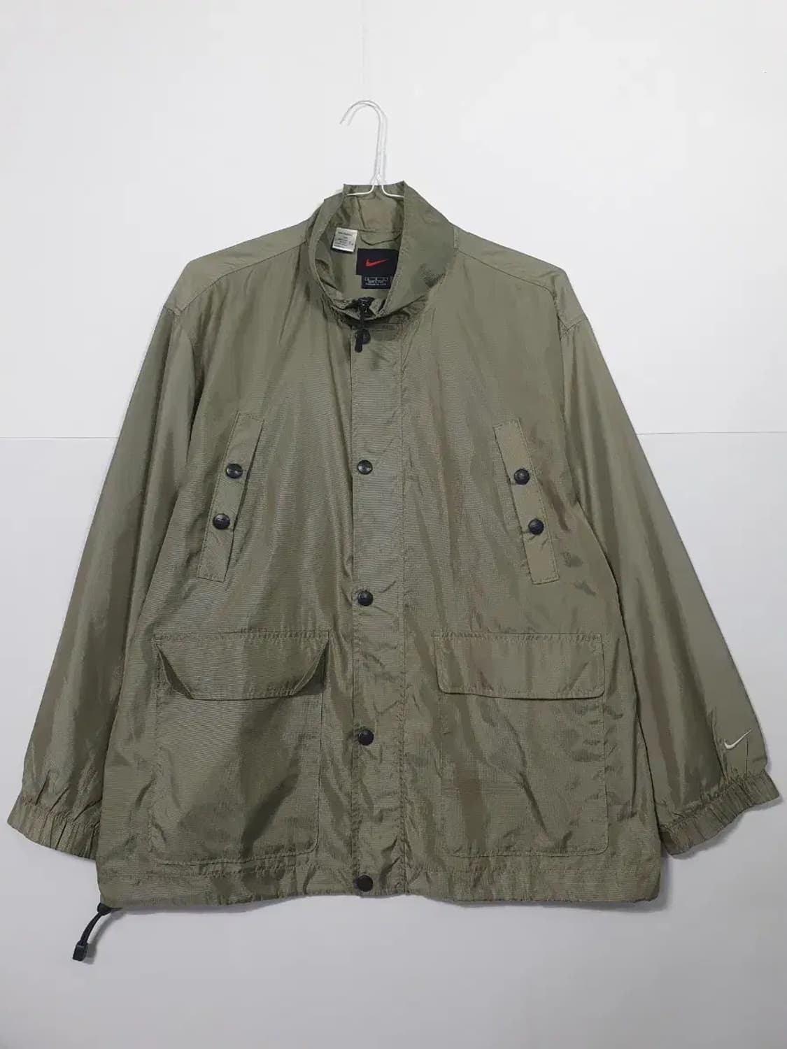 나이키 빈티지 카키색 바람막이 자켓 상품이미지1