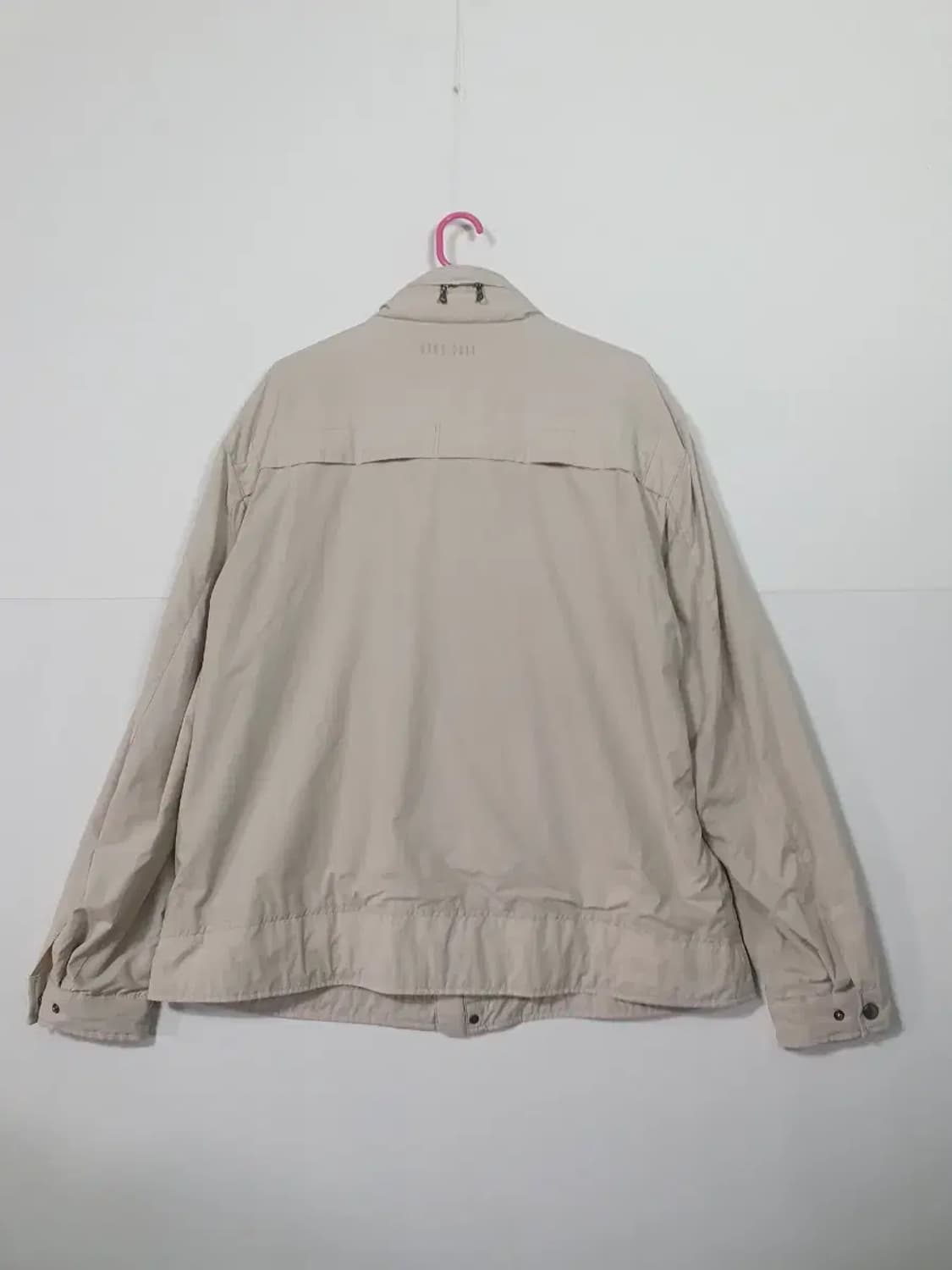 닥스 베이지색 남성 바람막이 점퍼 상품이미지2