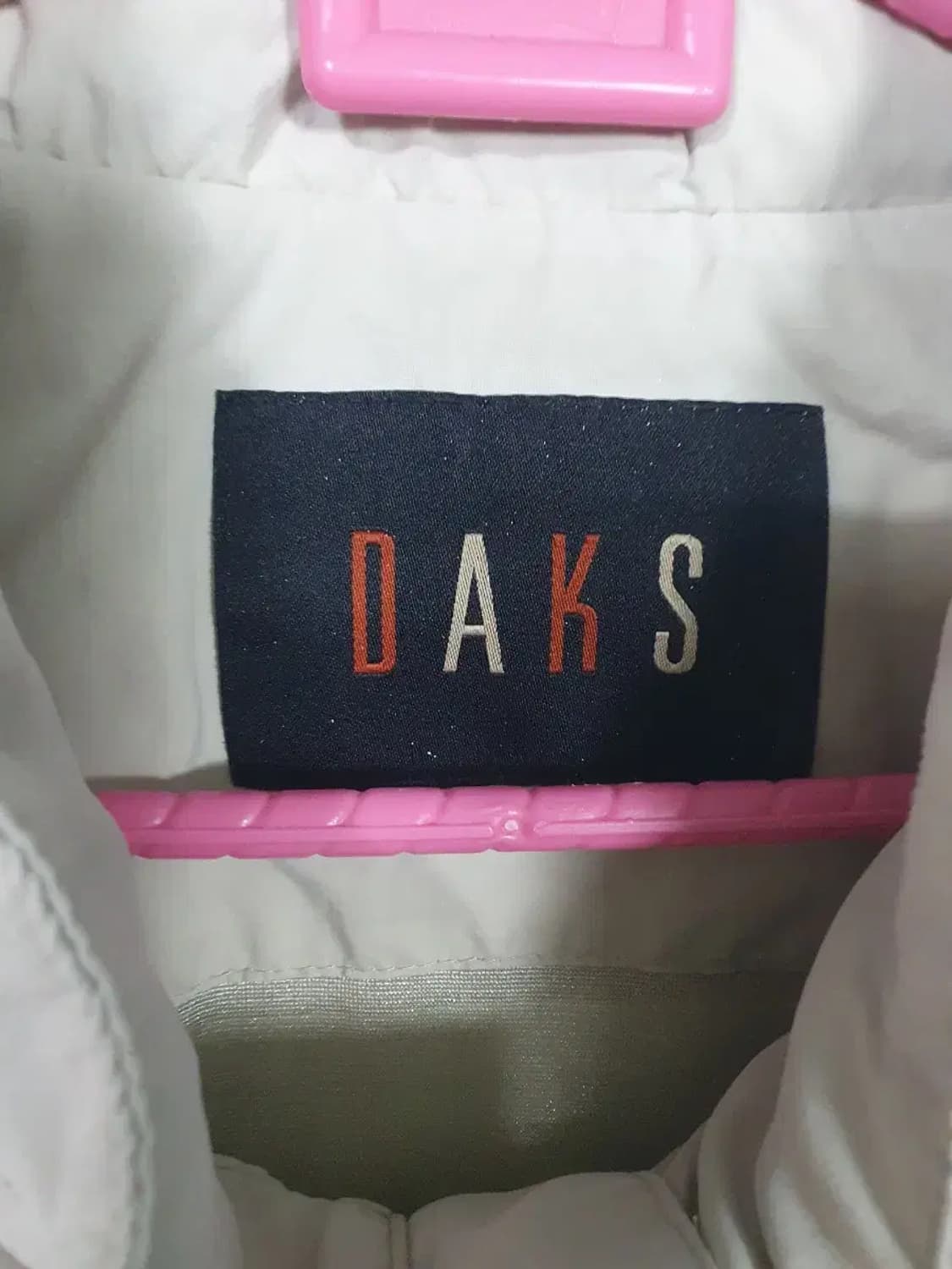 닥스 베이지색 남성 바람막이 점퍼 상품이미지3