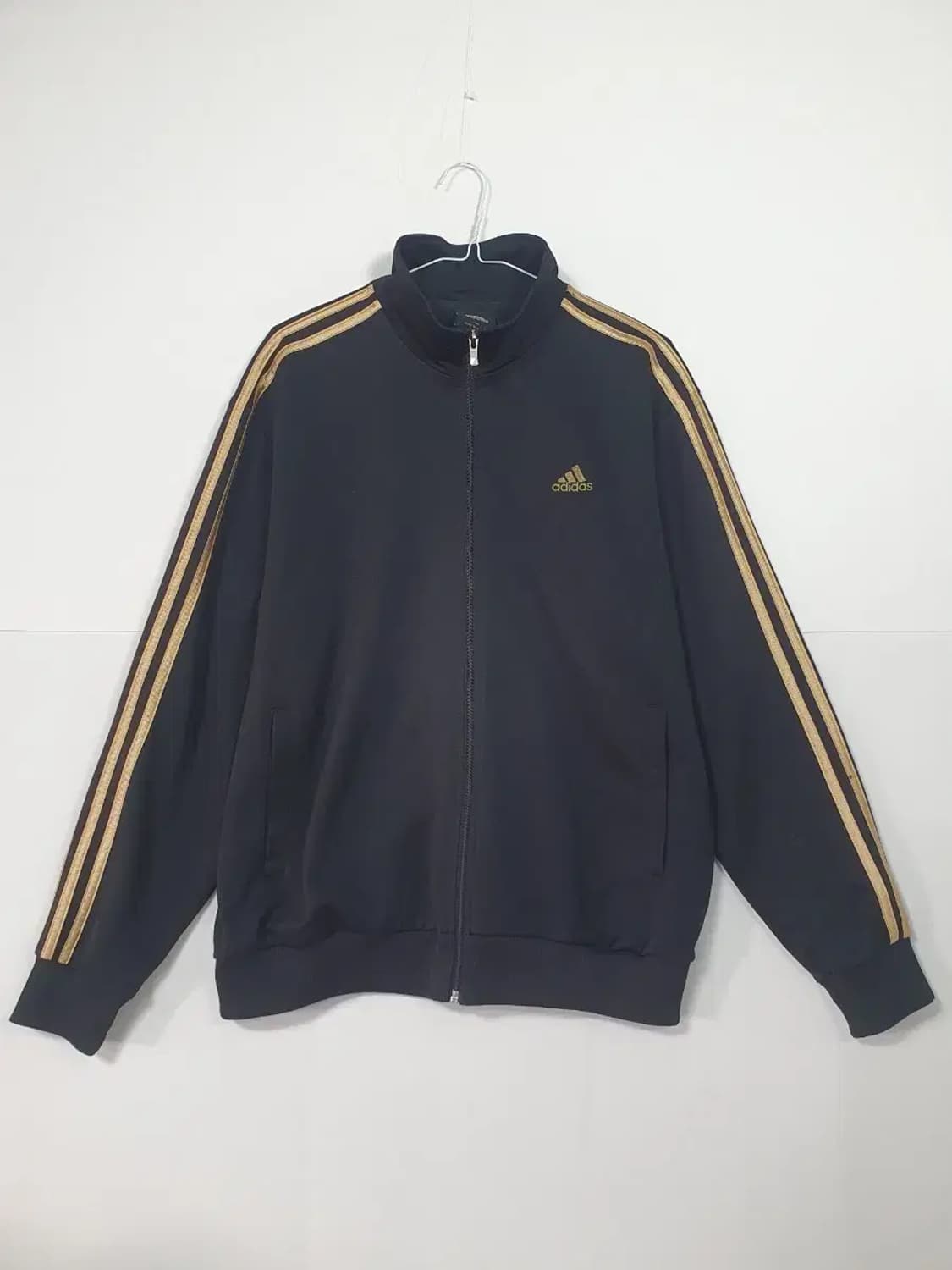 아디다스 블랙/골드 삼선 트랙 자켓 상품이미지1