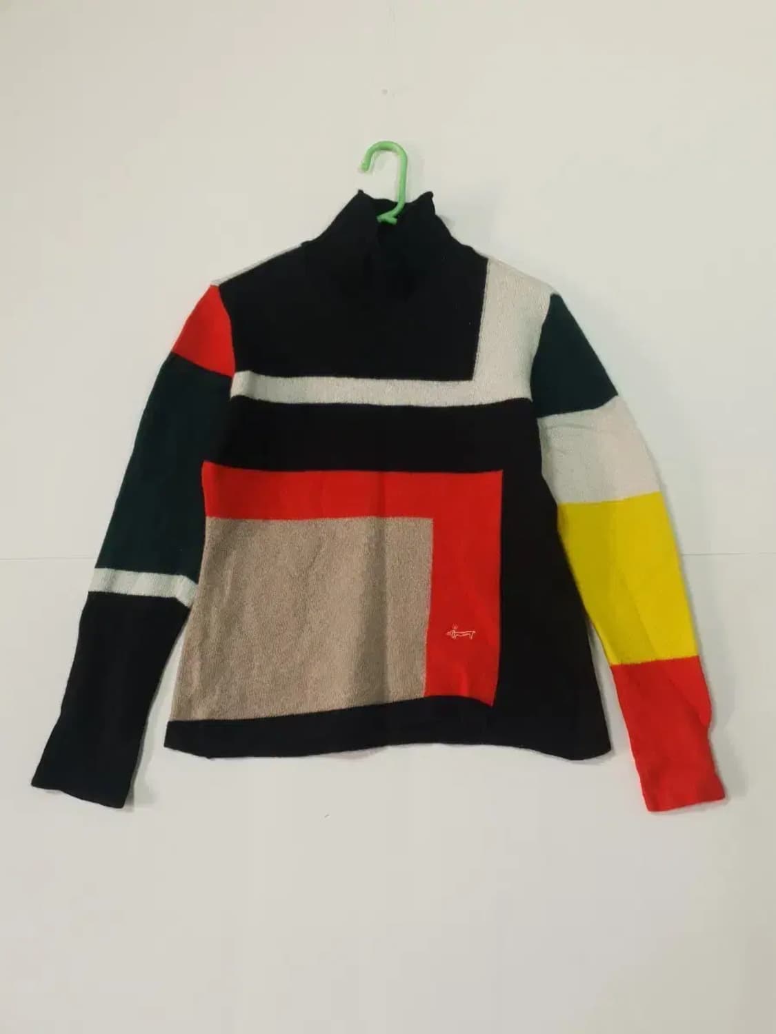 루이까스텔 멀티컬러 패턴 니트 스웨터 상품이미지1