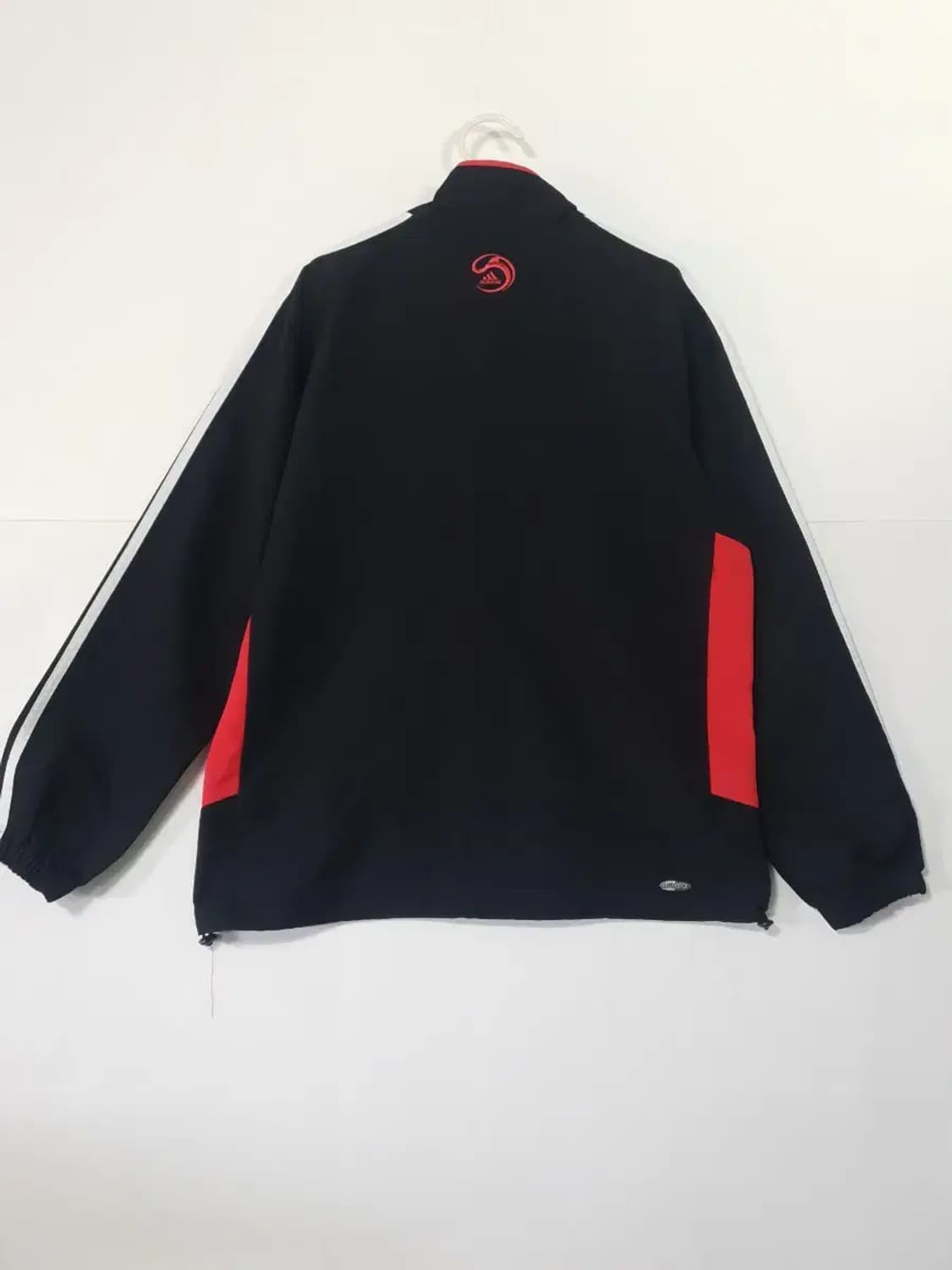 아디다스 블랙/레드 트랙탑 저지 상품이미지2