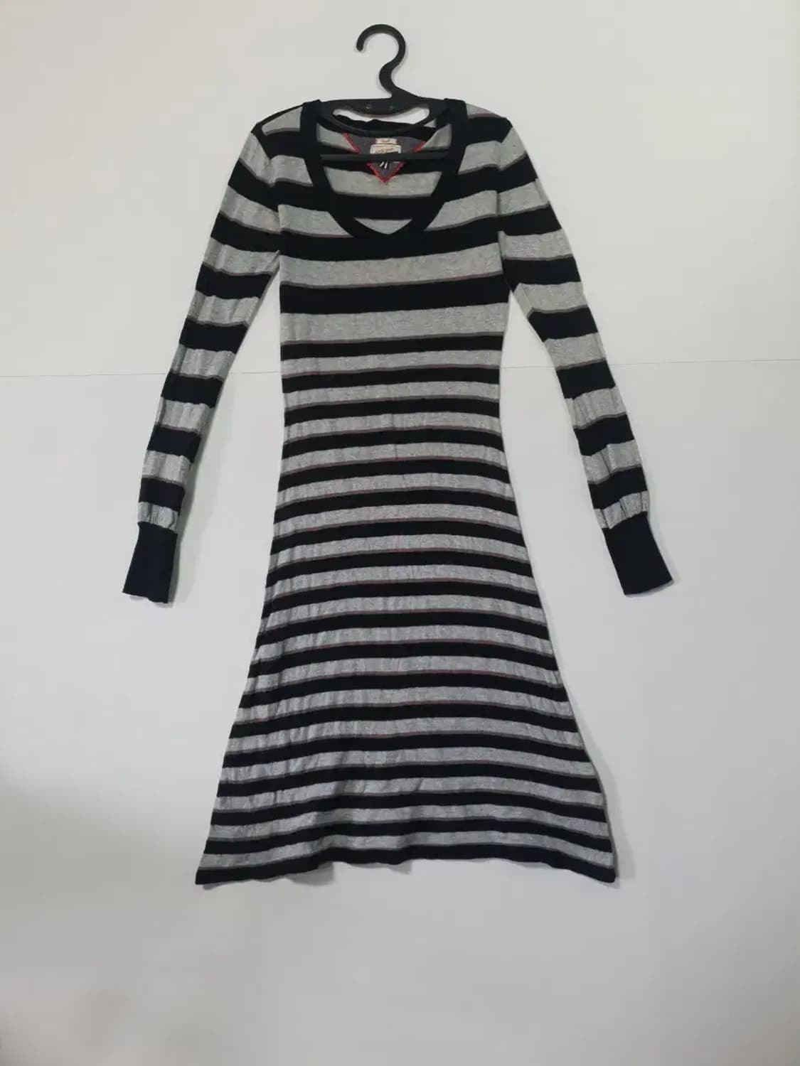 타미힐피거 스트라이프 긴팔 니트 원피스 상품이미지1