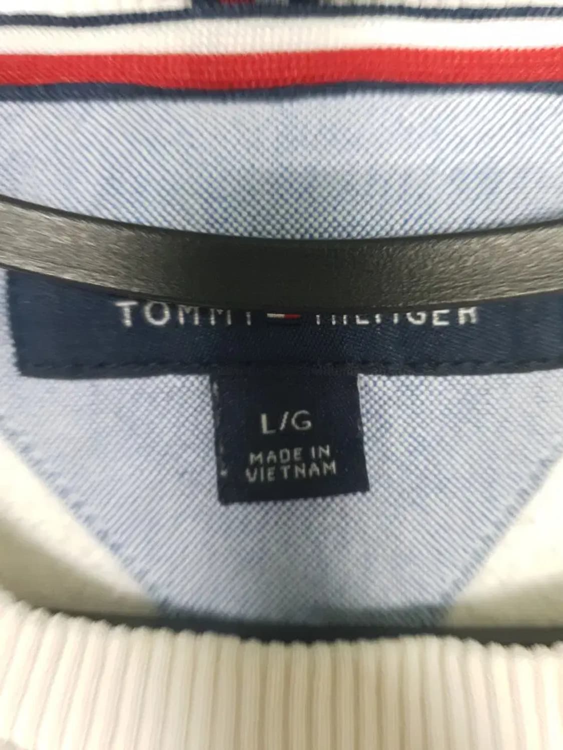 타미힐피거 화이트 맨투맨 티셔츠 상품이미지3