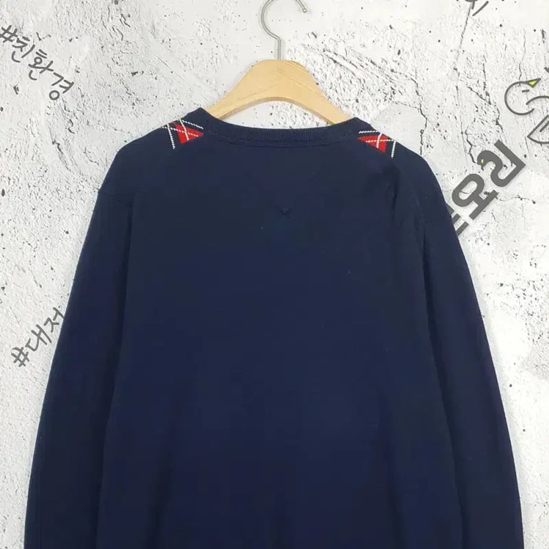 타미힐피거 TOMMY H아가일 V넥 니트 네이비 2400055 상품이미지5