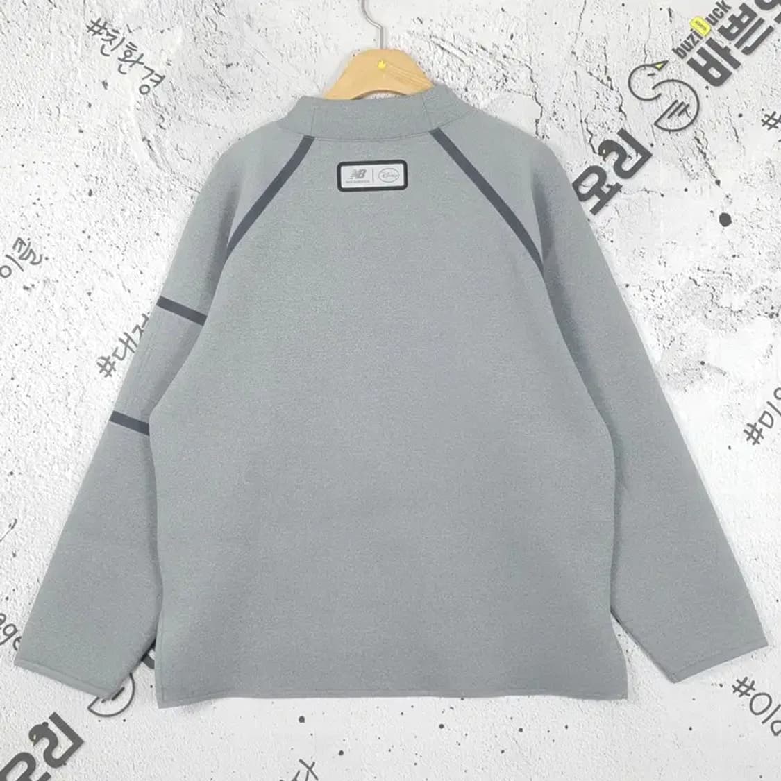 뉴발란스 X 디즈니 NB 맨투맨 라이트 그레이 2200149 상품이미지2