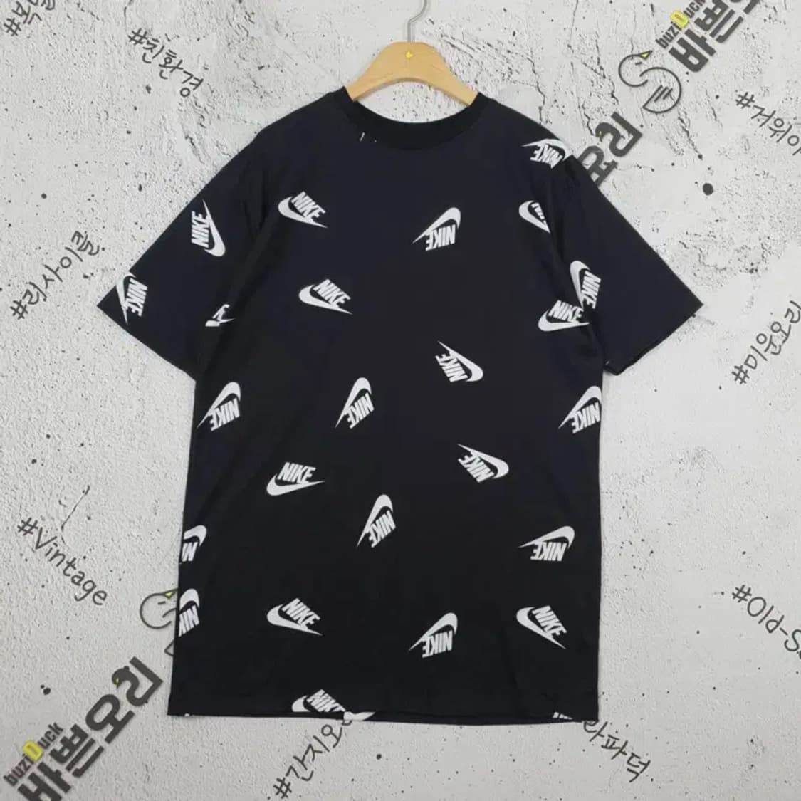 나이키 NIKE 올오버 퓨추라 반팔 티 블랙 95 1000218 상품이미지1