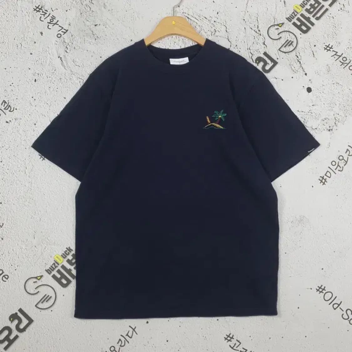 커버낫 COVERNAT 백프린팅 반팔 티 네이비 M(95) 1000427 상품이미지1