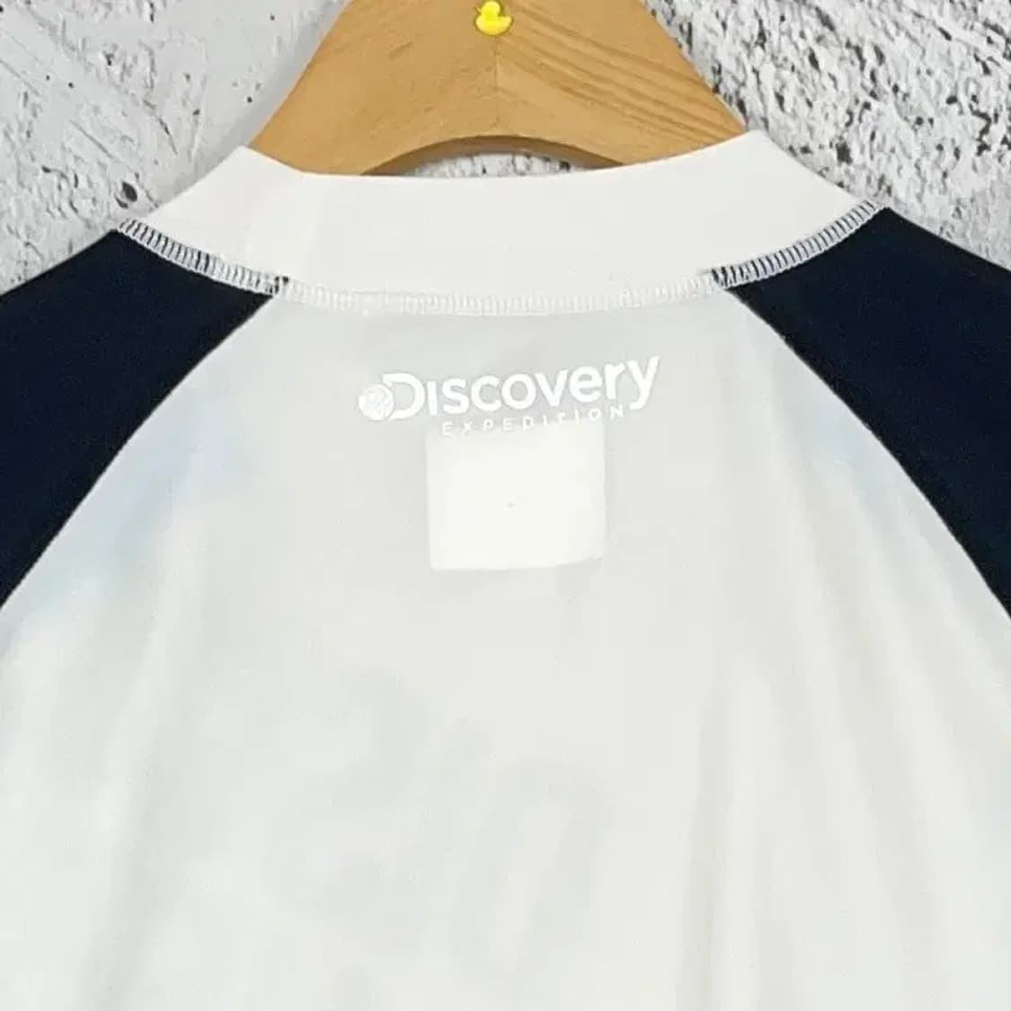 디스커버리 DISCOVERY 크롭 래쉬가드 긴팔 크림 95 2100108 상품이미지6