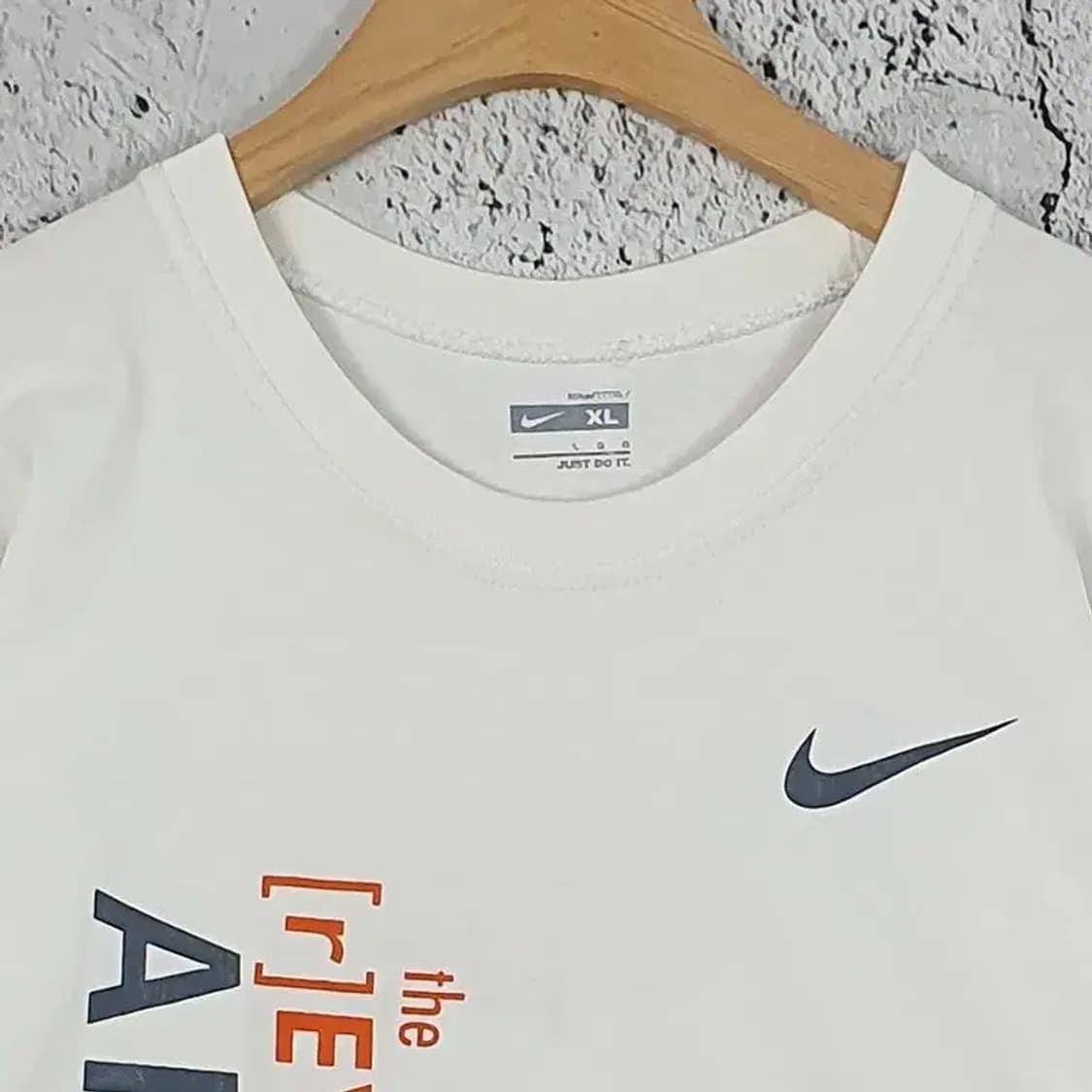 나이키 NIKE 에어맥스 롱슬리브 긴팔 티 크림 XL 2100115 상품이미지4