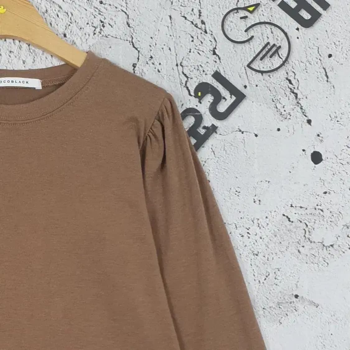 코코블랙 COCOBLACK 롱슬리브 긴팔 티 브라운 F 2100112 상품이미지5