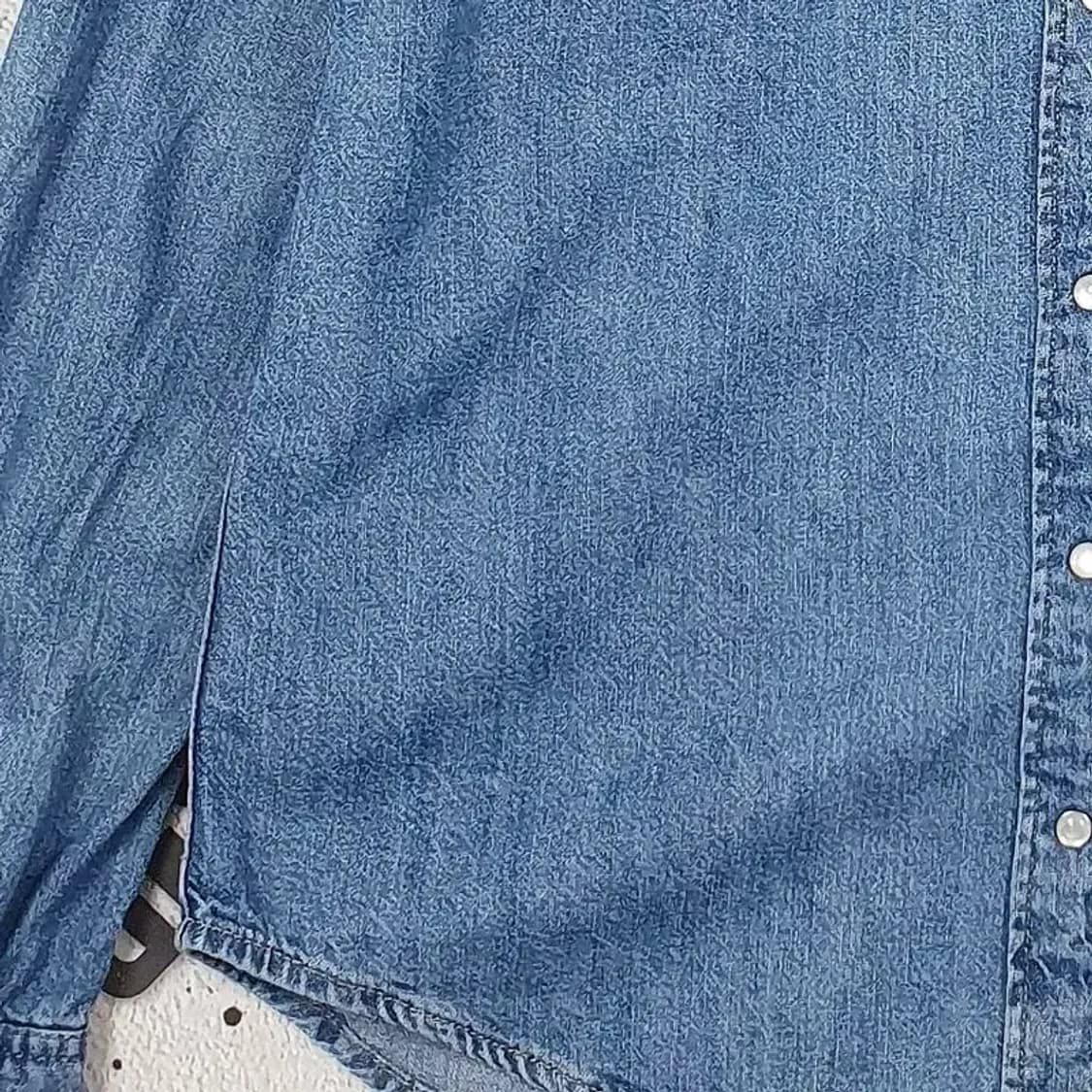 리바이스 LEVI'S 여성 데님 셔츠 진청 블루 1100139 상품이미지5