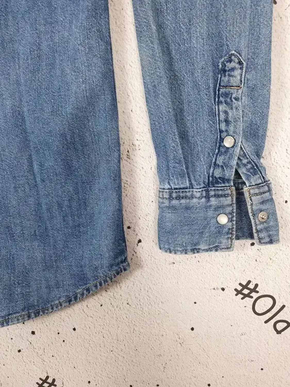 리바이스 LEVI'S 여성 데님 셔츠 진청 블루 1100139 상품이미지8