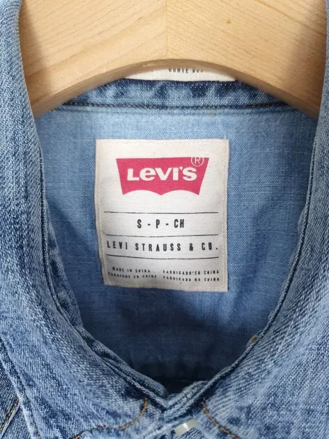 리바이스 LEVI'S 여성 워싱 데님 셔츠 중청 1100160 상품이미지8