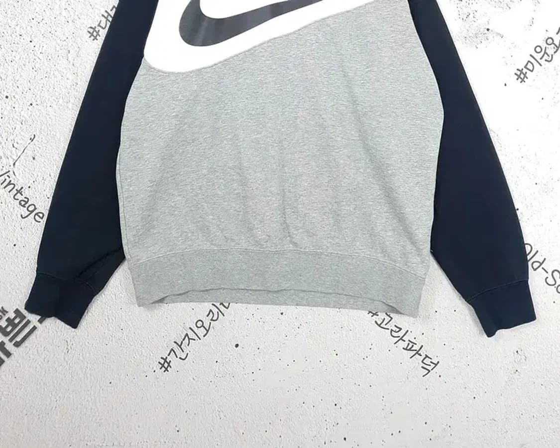 나이키 NIKE 빅스우시 스웻 맨투맨 그레이 배색 2200183 상품이미지5
