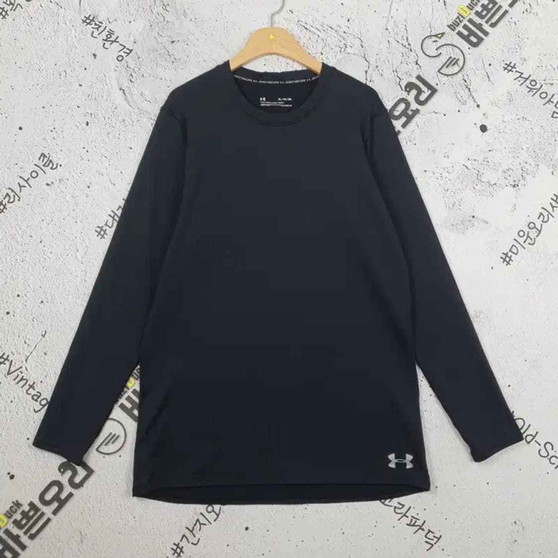 언더아머 UNDER ARMOUR 긴팔 이너 티 블랙 2100044 상품이미지1