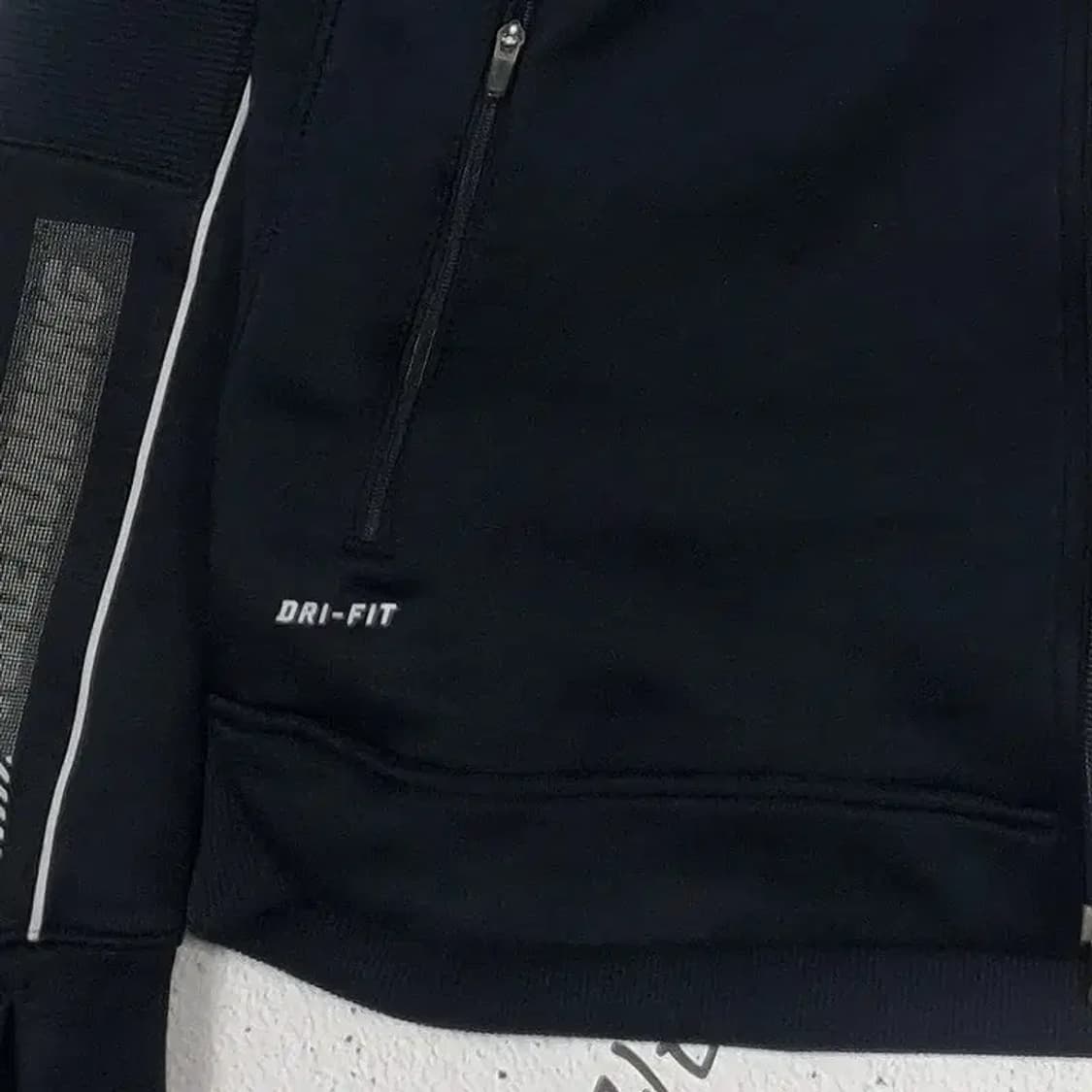 나이키 NIKE 드라이핏 약기모 집업 져지 자켓 웜업 블랙 3100049 상품이미지6