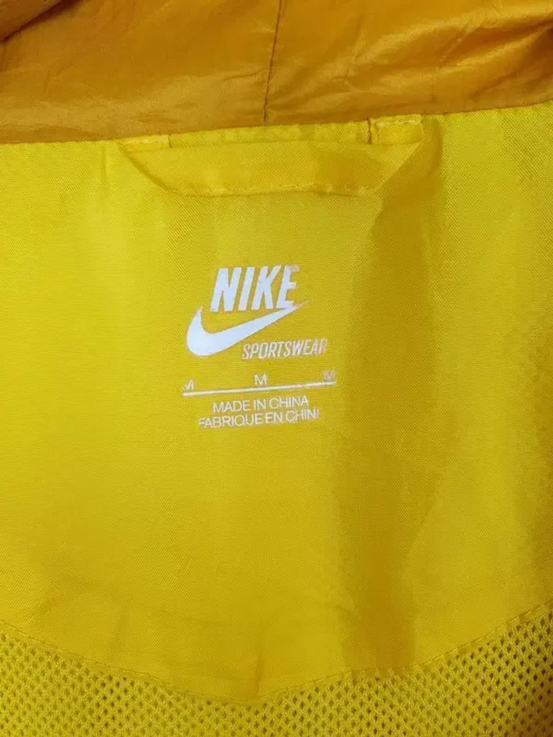 나이키 NIKE 윈드러너 바람막이 자켓 옐로우 네이비 3800150 상품이미지3