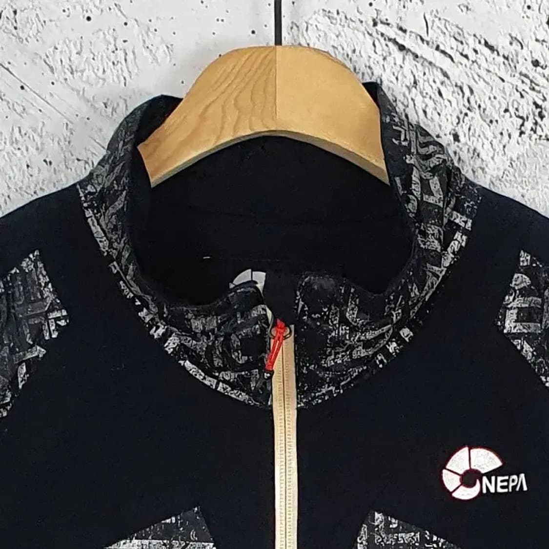 네파 NEPA 바람막이 자켓 블랙 3800035 상품이미지5